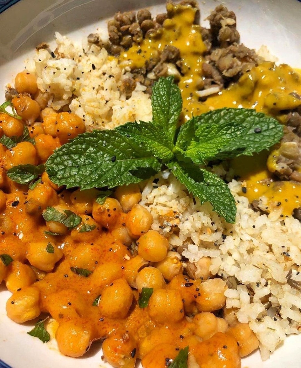 Vegan: Chickpea Curry Bowl